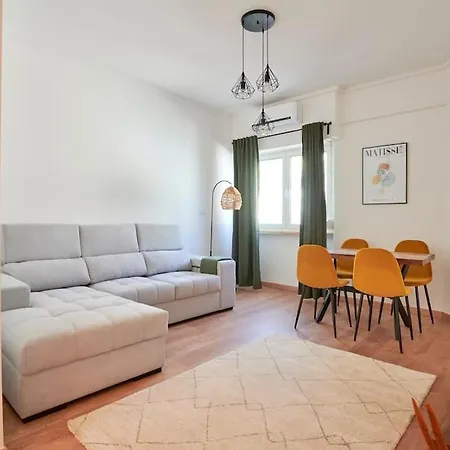 Apartmán Sunny Brand New Cozy