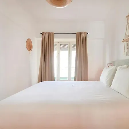 Sunny Brand New Cozy Apartmán Amadora
